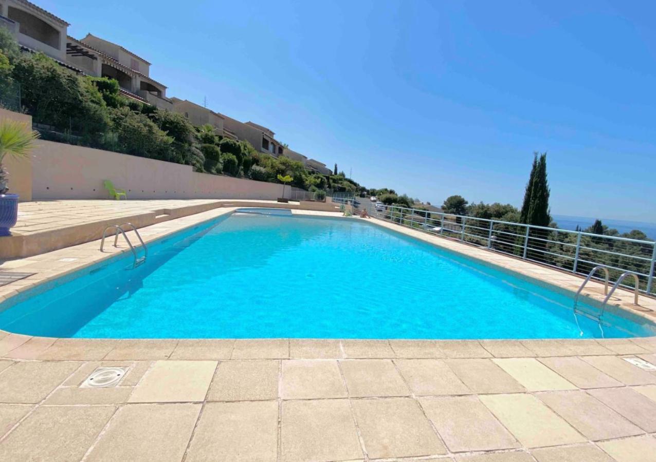 Drammont Villa Paradis Vue Mer Saint-Raphael מראה חיצוני תמונה